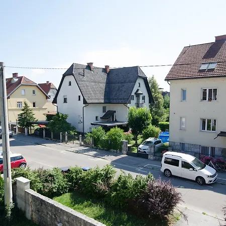 Hostel Glinska Ljubljana